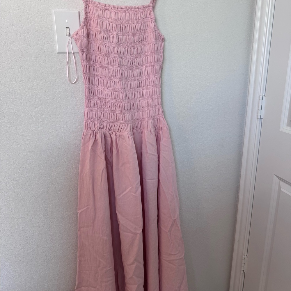 Elegant Pink Sleeveless Dress